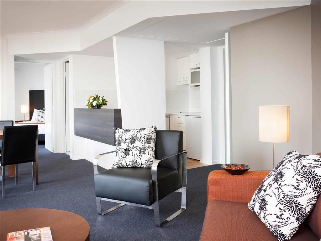 The Sebel Brisbane Aparthotel Exterior photo